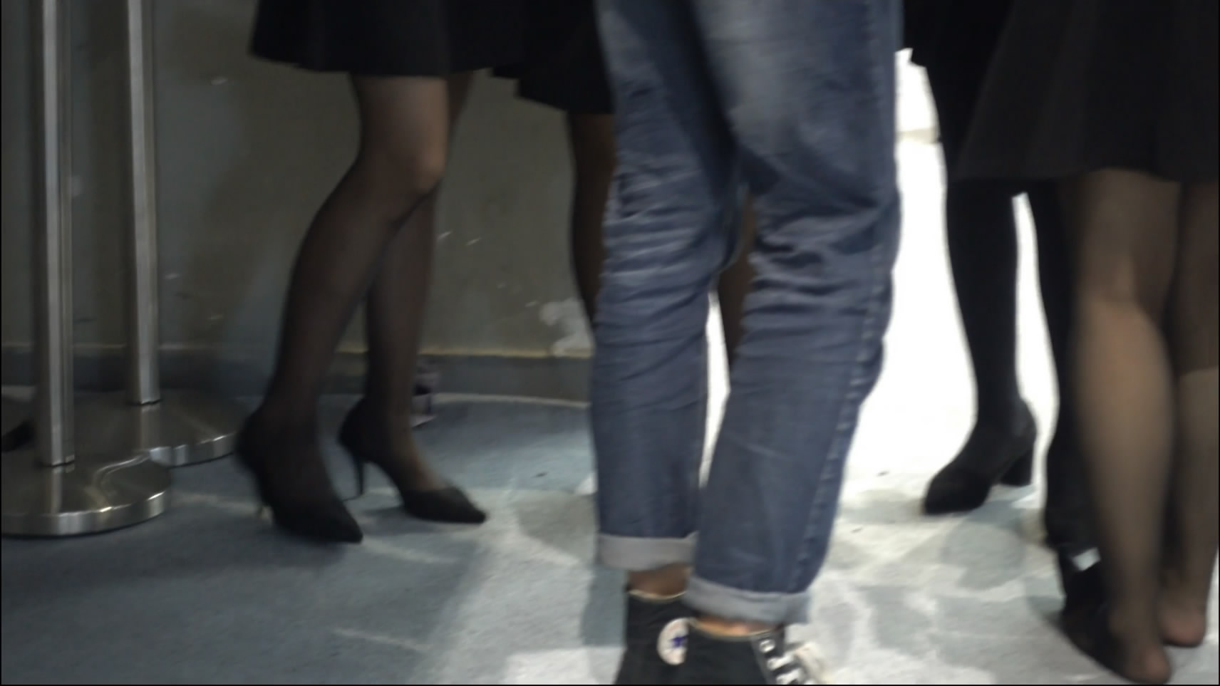 streetsnapnylon[00 01 58][20181208 221337 8]